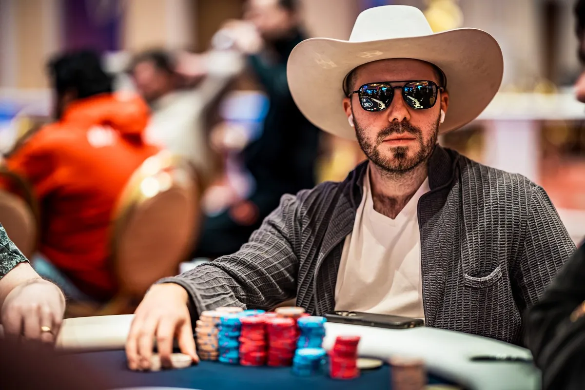 Torneio de poker de US$ 1 milhão recebe 17 jogadores em Las Vegas   poker   ge
