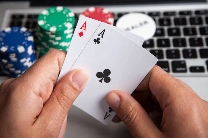 Os 11 Melhores Sites de Poker de 2024: PokerStars partypoker e muito mais!